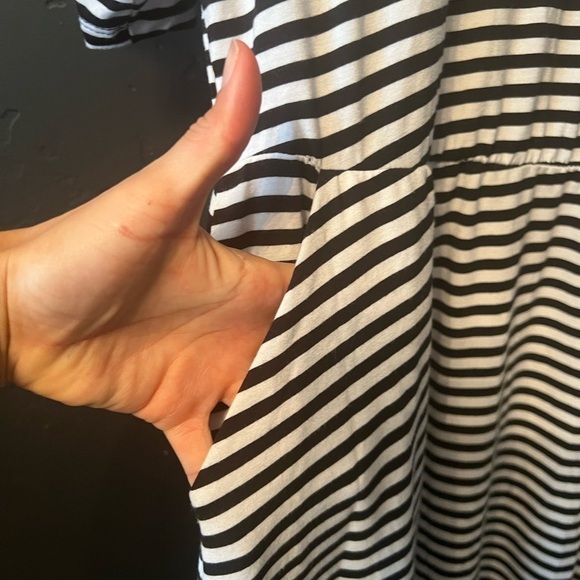 NWT Torrid Women's Black and White plus size Dress Size : 1X - Picture 6 of 12